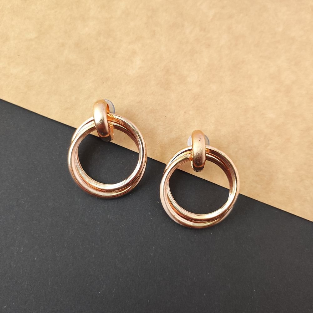Rose gold plated interlock stud earrings for Trendy Look