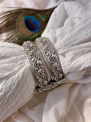 Floral Design Silver look alike oxidized bangles/kada for women