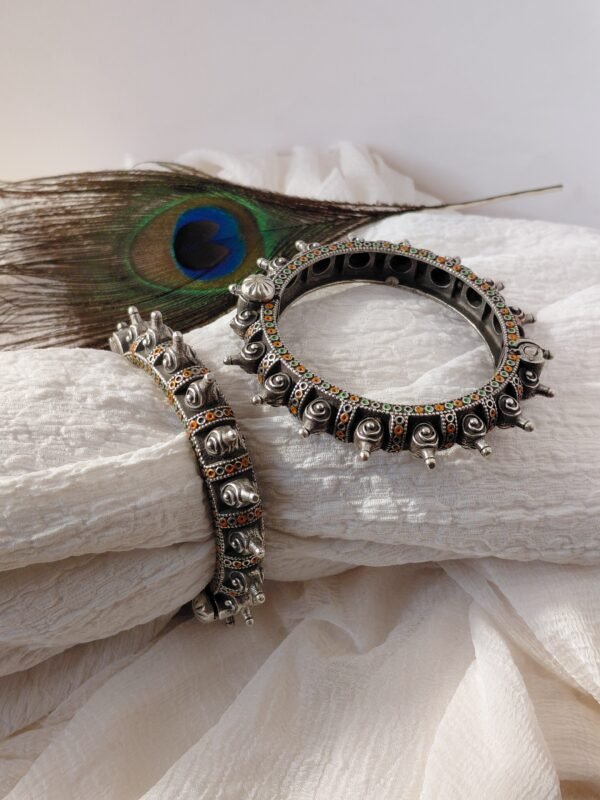 Antique hand painted silver look alike oxidised bangles/kada for women