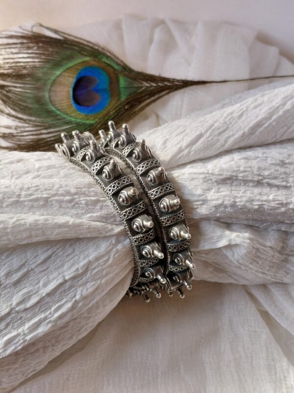 Trending silver look alike oxidized bangles/kada for women