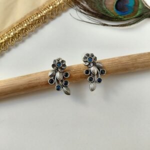 Floral Leaf Stud Earrings