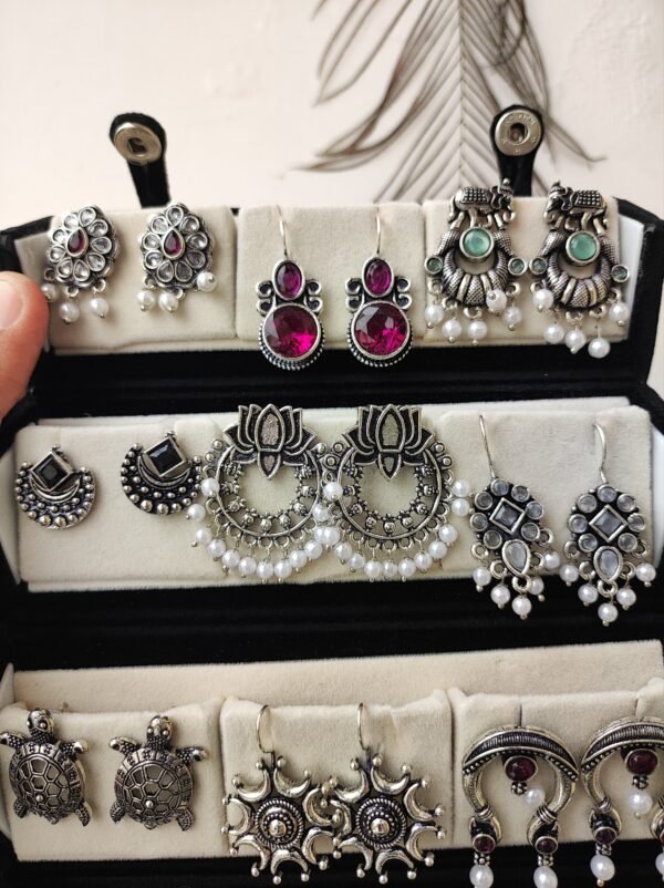 2026/04/1000860877-scaled.jpg 12 Pairs Designer Oxidized Earrings Box
